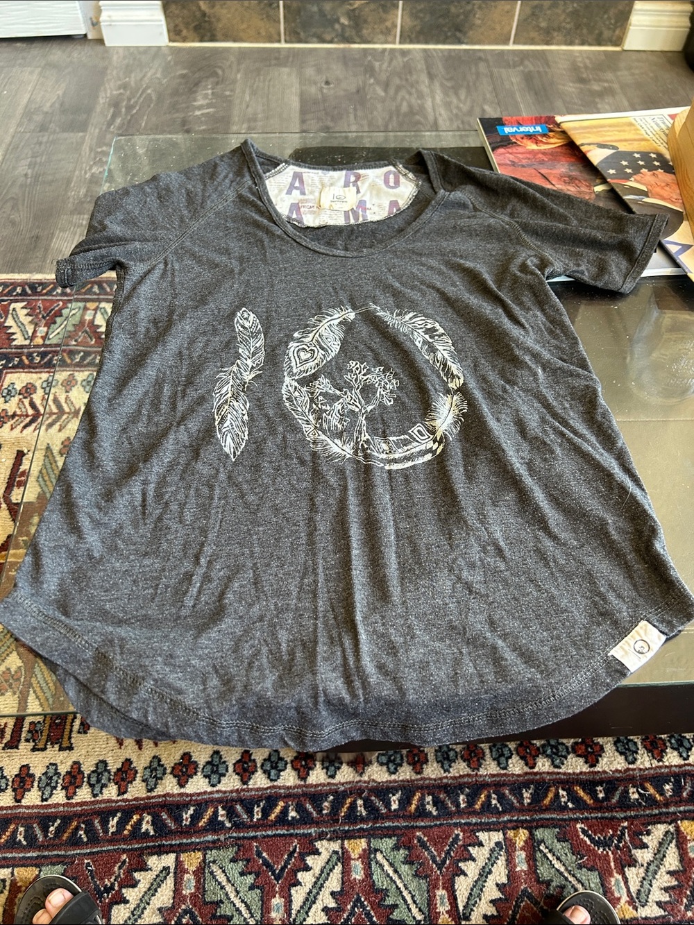 tentree Women's Charcoal Gray Short Sleeve Graphic Tee